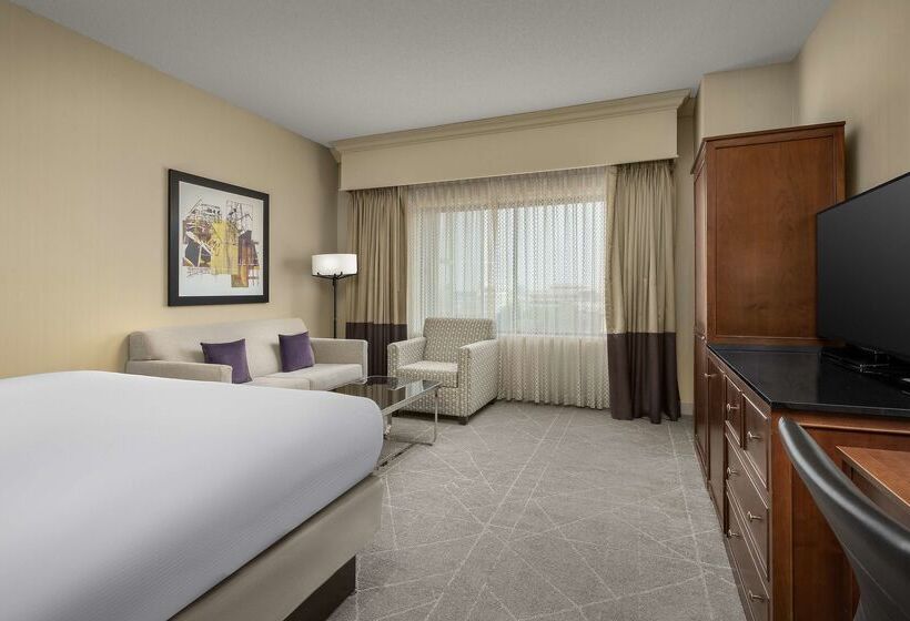 هتل Doubletree By Hilton Chicago O Hare Airport  Rosemont