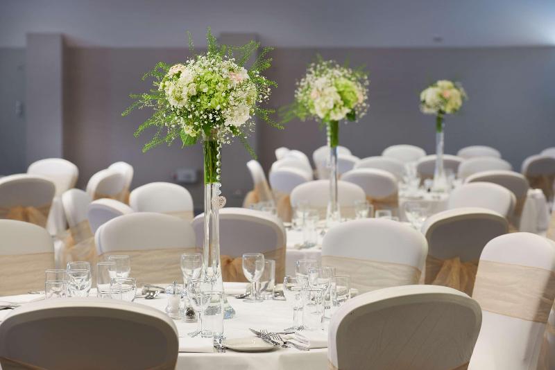 هتل Doubletree By Hilton  London  Docklands Riverside