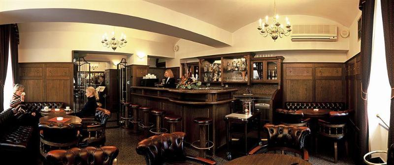 هتل Dvorak Cesky Krumlov