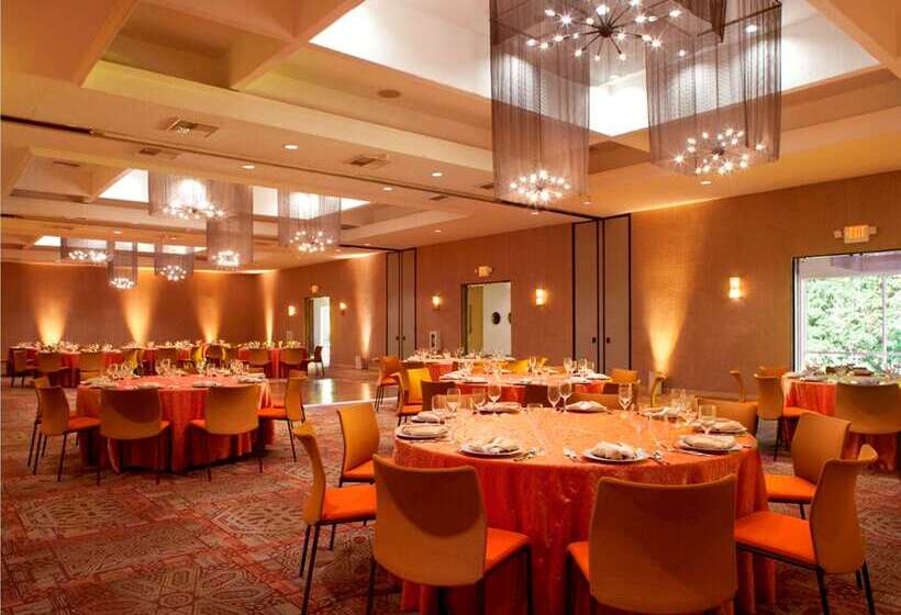 酒店 Maya   A Doubletree By Hilton