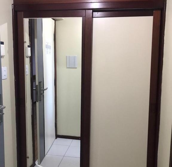 בית מלון כפרי Manos Royal