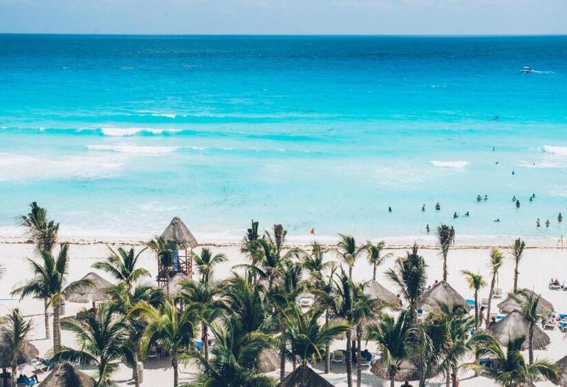Nyx Cancun