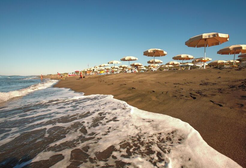 ホテル Gitavillage Club Degli Amici