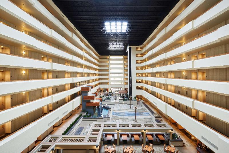 هتل Doubletree By Hilton Fresno Convention Center
