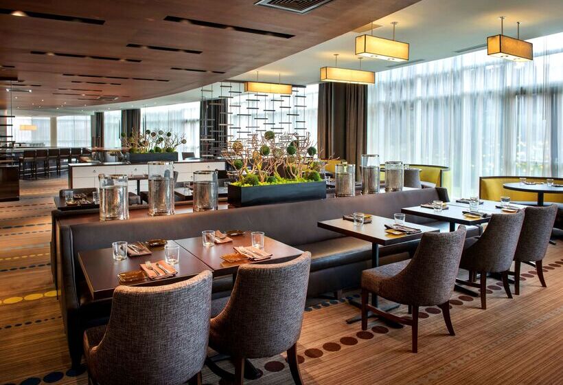 فندق Hyatt Regency Pittsburgh International Airport