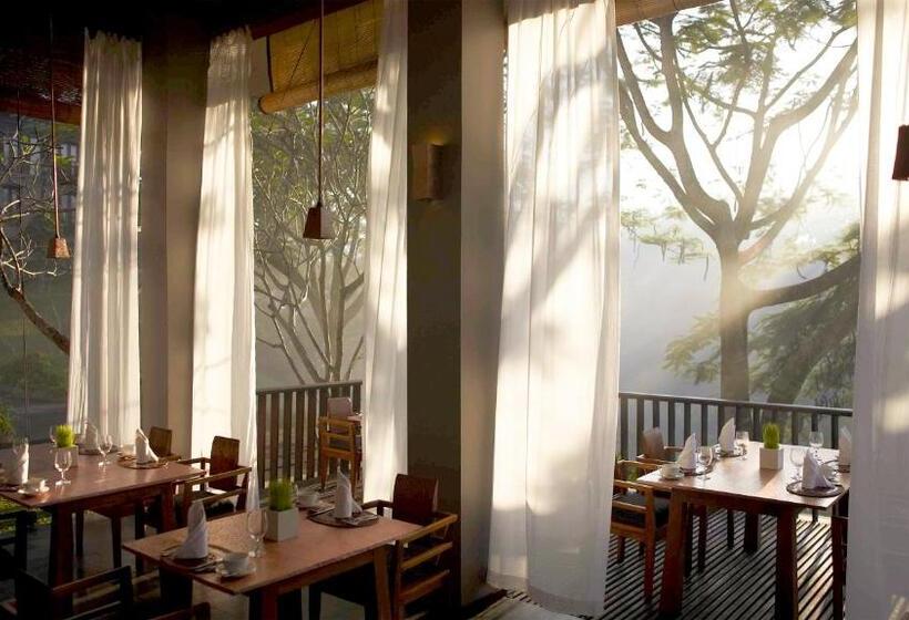 Maya Ubud Resort & Spa