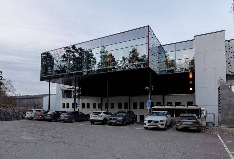 هتل Scandic Alvik