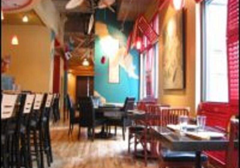 ホテル The Paramount