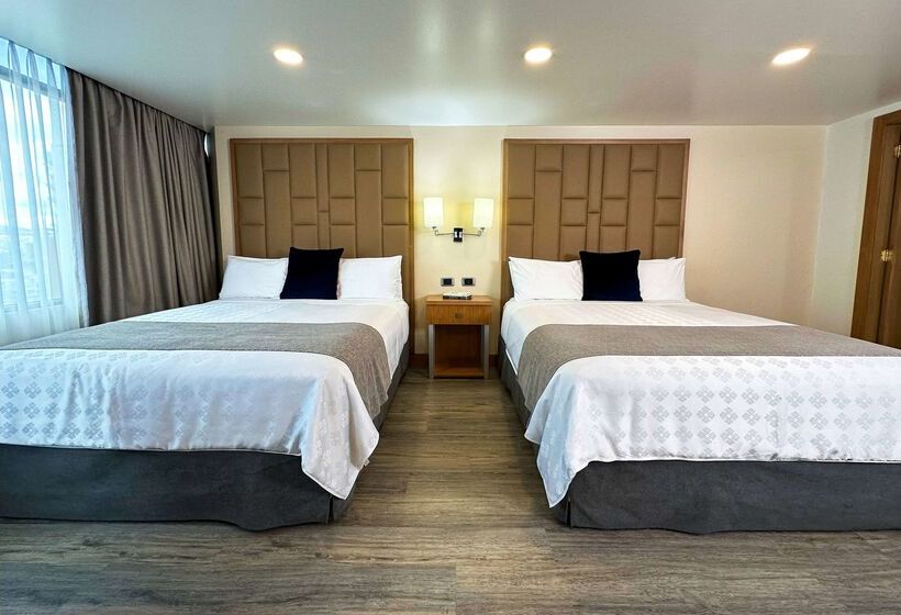 هتل Wyndham Garden Quito