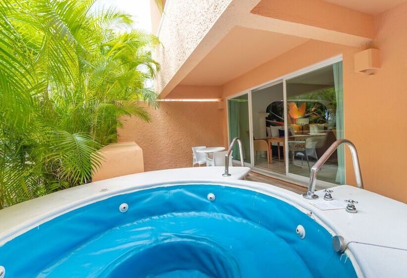 استراحتگاه Puerto Aventuras Hotel & Beach Club