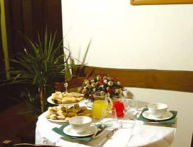 مبيت وإفطار Villa Fiorita