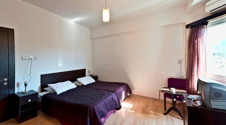 בית מלון כפרי Kyrenia British Harbour