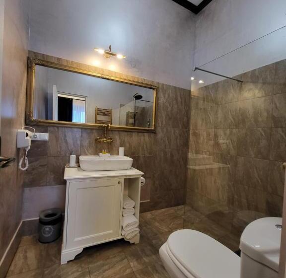 هتل Nf Palace Old City Bucharest