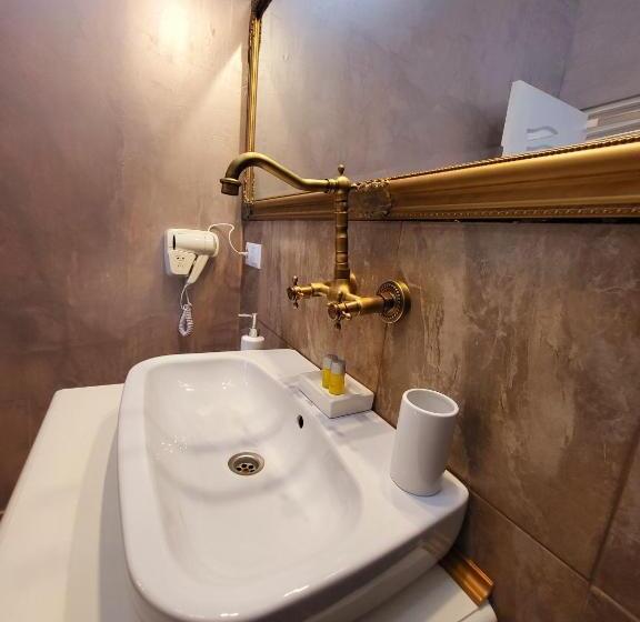 هتل Nf Palace Old City Bucharest