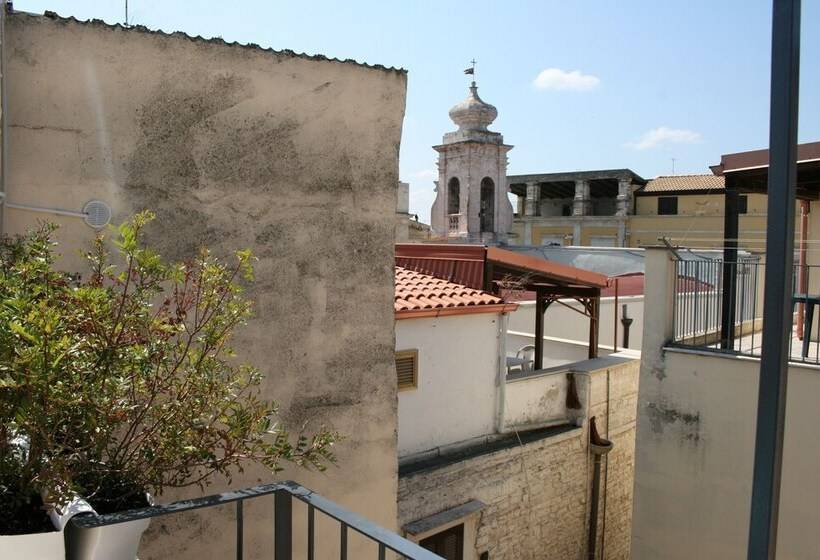 تختخواب و صبحانه A Casa Mia