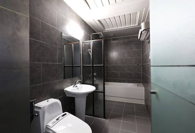 בית מלון כפרי Bolton