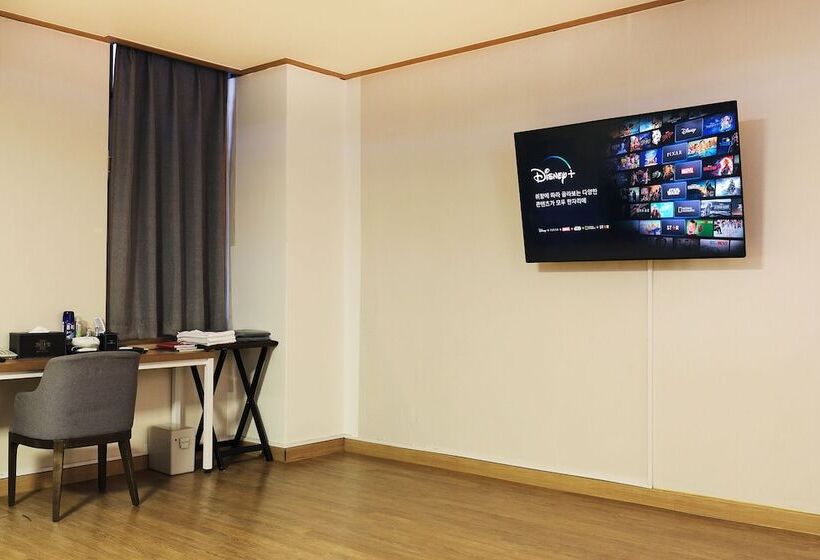 בית מלון כפרי Bolton