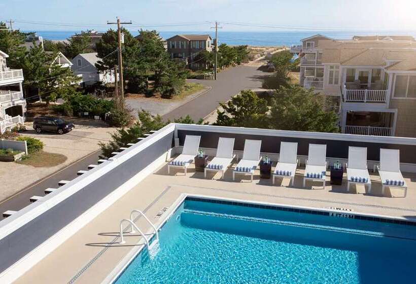 هتل Fenwick Shores, Tapestry Collection By Hilton