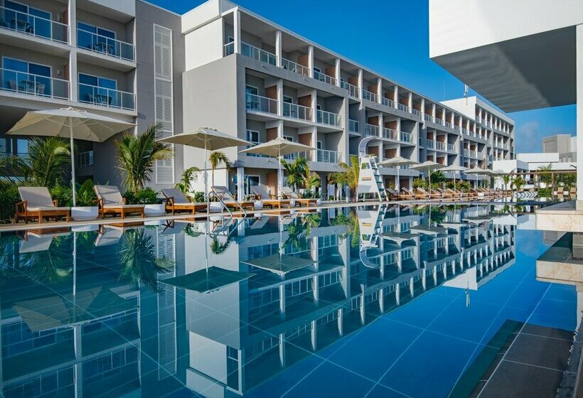 هتل Gran Muthu Rainbow - Adults Only