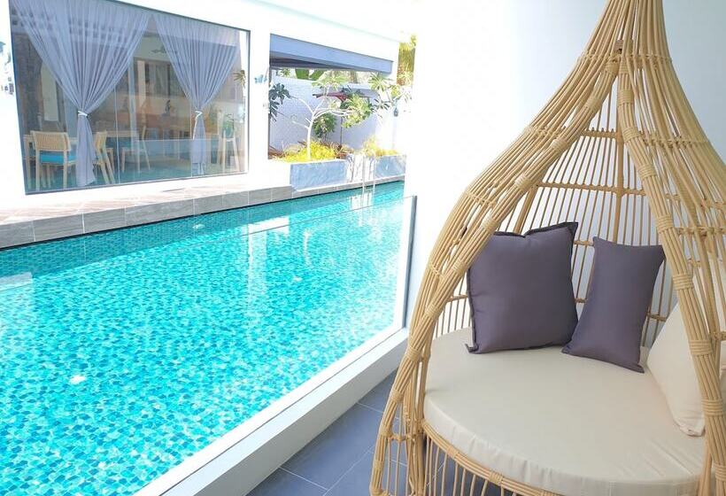 هتل La Villa Langkawi   Private Pool