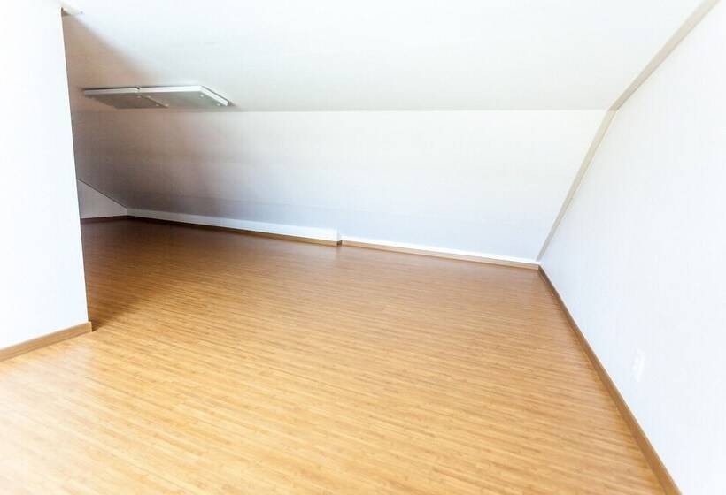 בית מלון כפרי Phoenix Emerald Pension