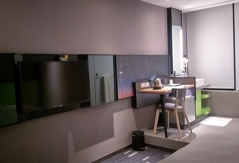 هتل Walker  Taoyuan