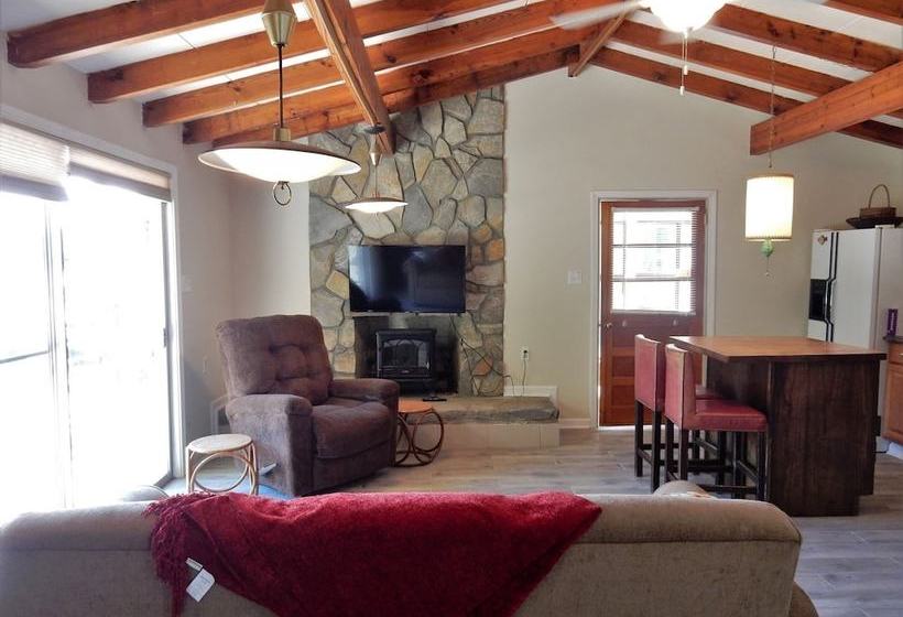 Casa Carroll