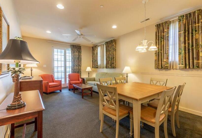 Ebb Tide Suites