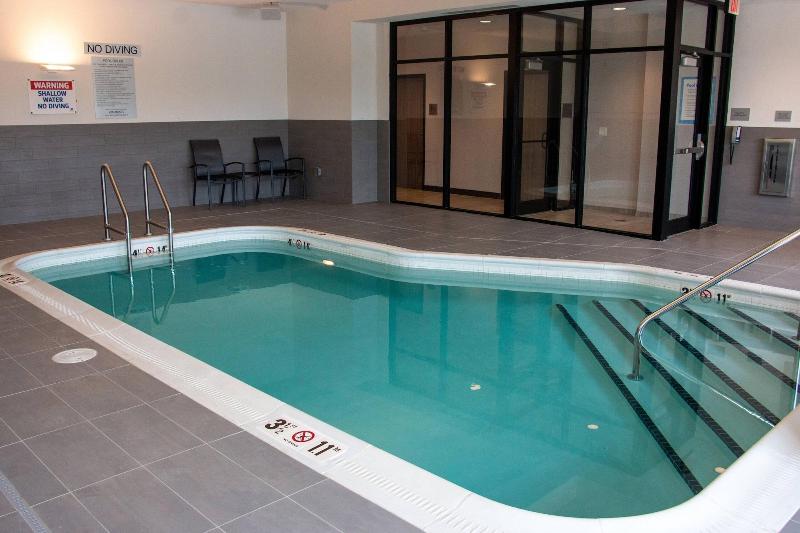 هتل Fairfield Inn & Suites By Marriott Davenport Quad Cities