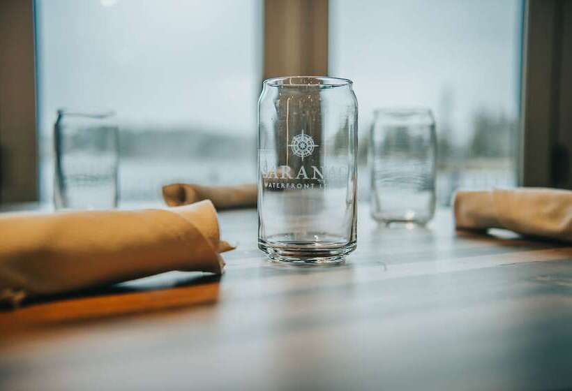 호텔 Voco Saranac Lake Ny Waterfront, An Ihg