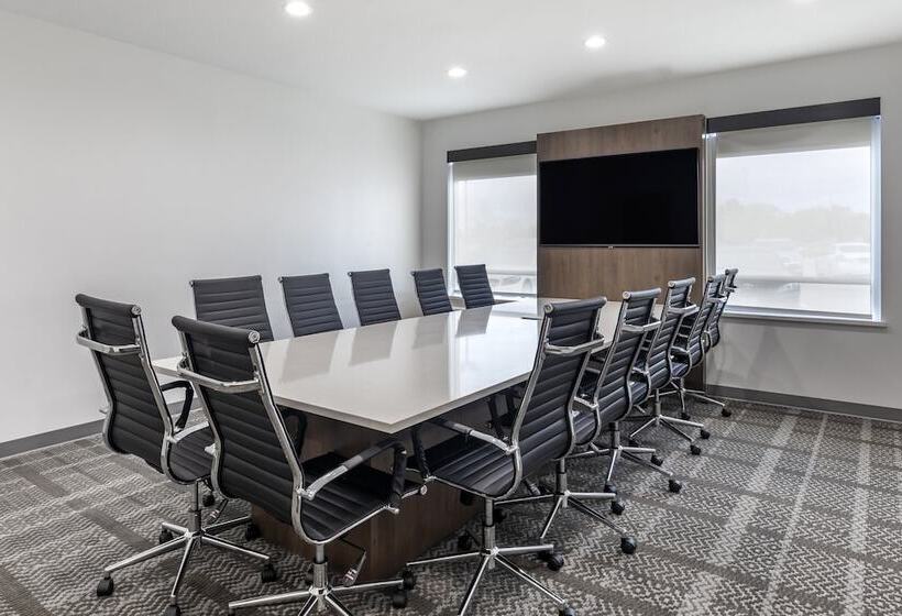 ホテル Staybridge Suites Grand Prairie Near Epic Central, An Ihg