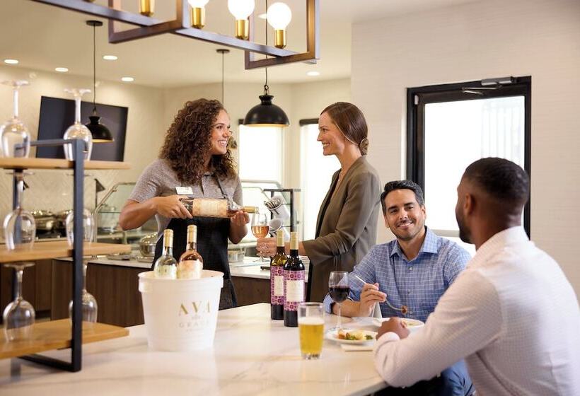 ホテル Staybridge Suites Grand Prairie Near Epic Central, An Ihg