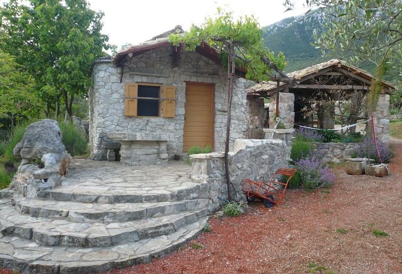 Secluded Cottage In Trpanj With Garden