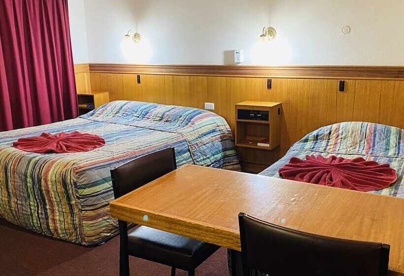 Мотель County Lodge Motor Inn