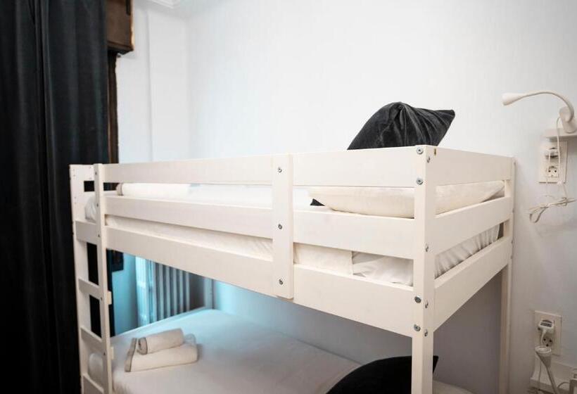 Hihome Hostel