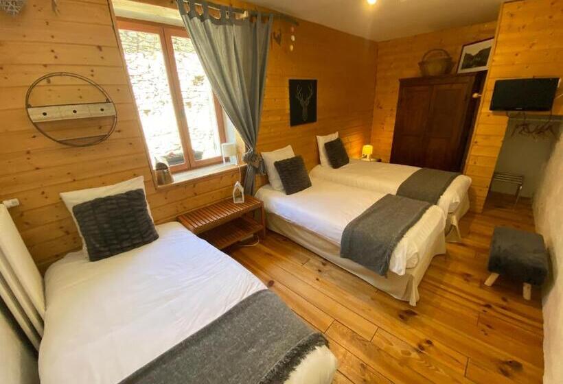 בית מלון כפרי Auberge De La Foret