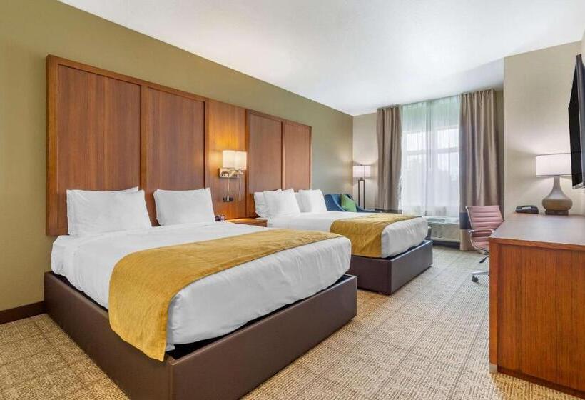 هتل Comfort Inn & Suites Lakewood By Jblm