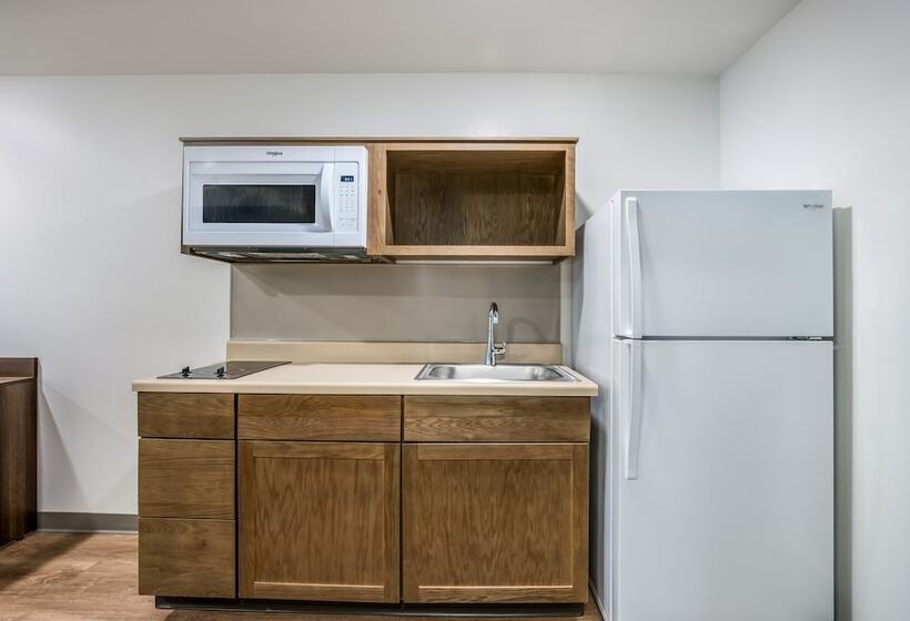 فندق Woodspring Suites Carol Stream  Chicago