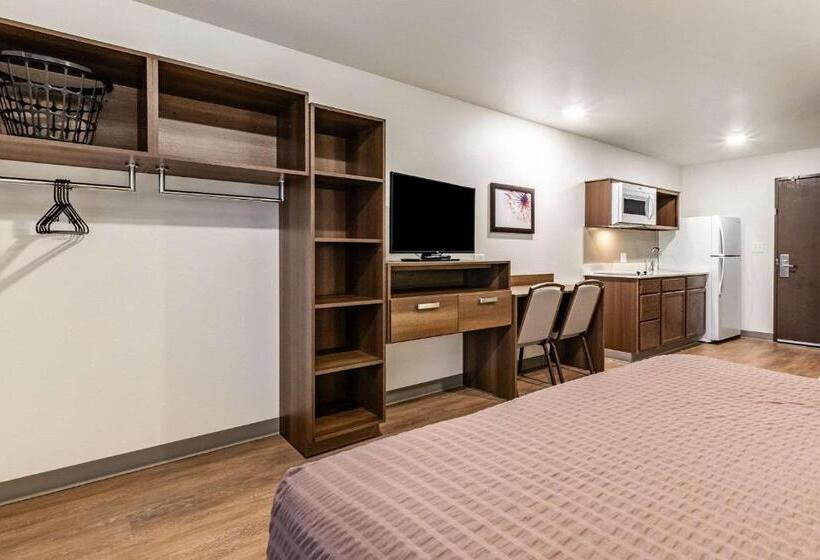 فندق Woodspring Suites Indianapolis Airport South