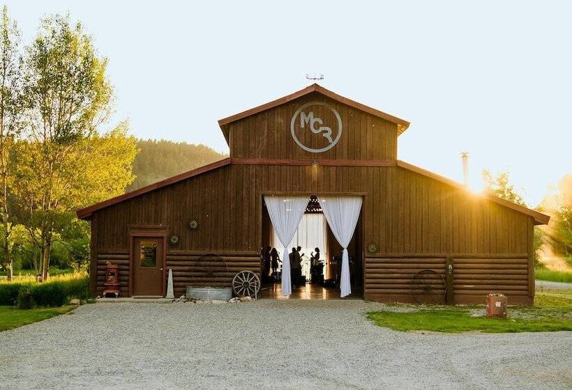 田舎風ホテル Moose Creek Ranch