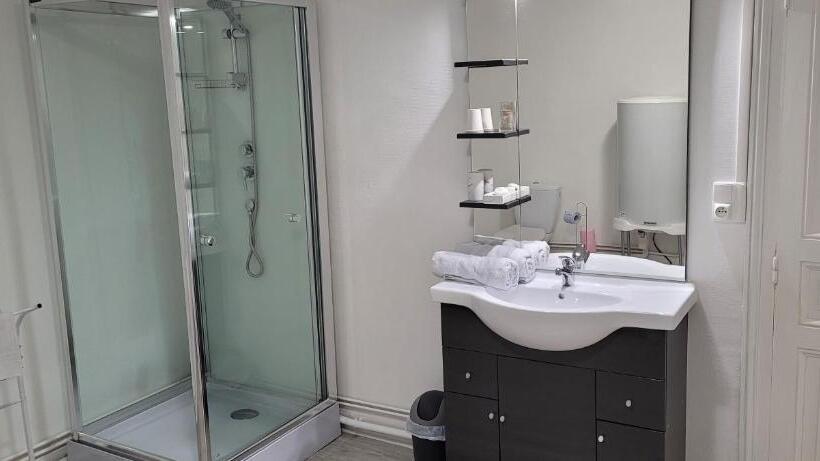 호스텔 Auberge Gauloise