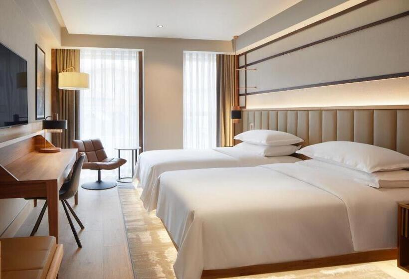 Hotel Four Points By Sheraton Prishtina City