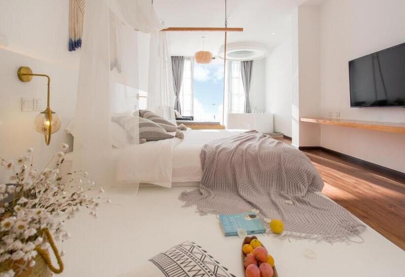 پانسیون Aishe Honeymoon Sea View Guesthouse