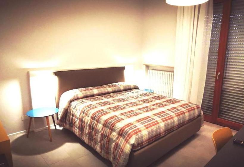 ペンション Casa Dora