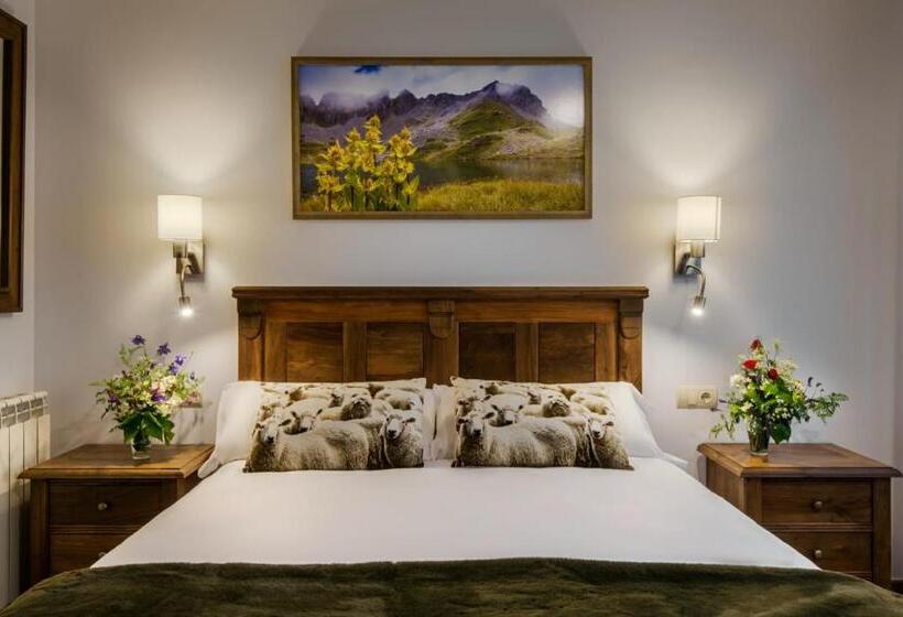 פנסיון Hostal Bosque De Gamueta