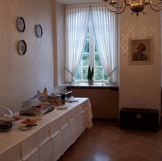 Prisma Hotel Burg Bollendorf