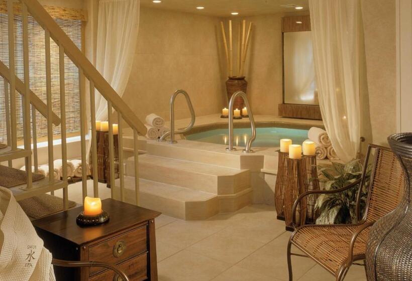 Отель Crowne Pointe Historic Inn Adults Only