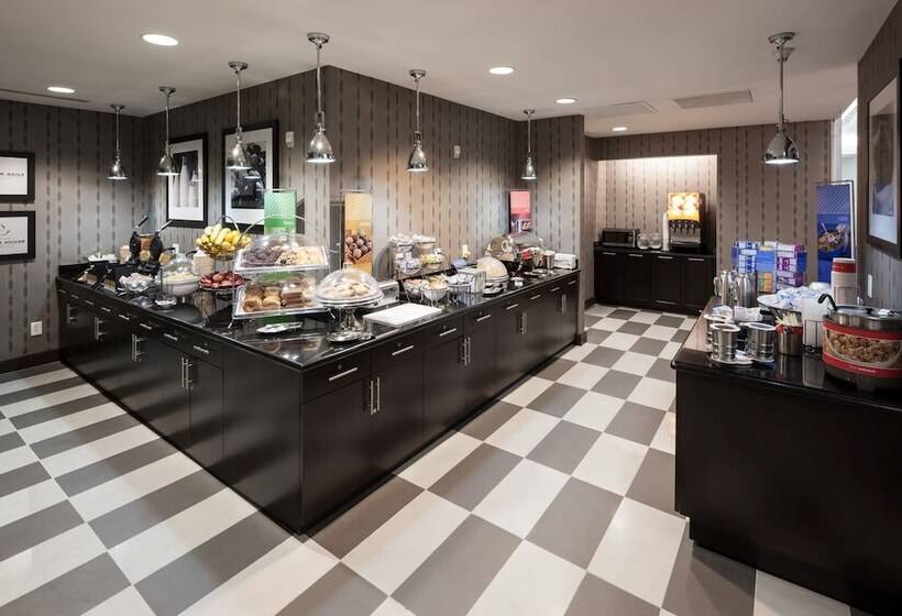 هتل Hampton Inn San Diego Downtown