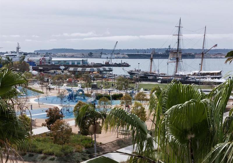 هتل Hampton Inn San Diego Downtown