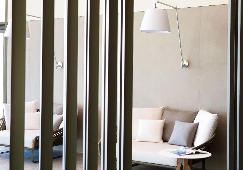 בית מלון כפרי L'Hôtel & Spa du Castellet